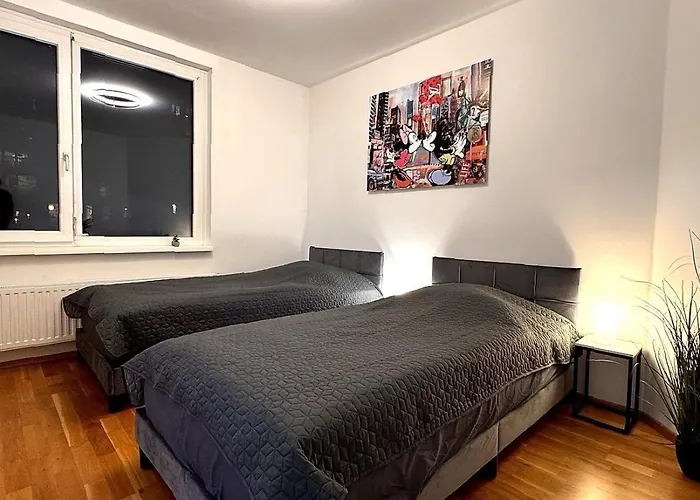 شقة Wohnen Am Fluss Im Donaublick - Garten, Cafe & Wlan, Self-checkin, Parkplatz, Fuer 4 Gaeste *