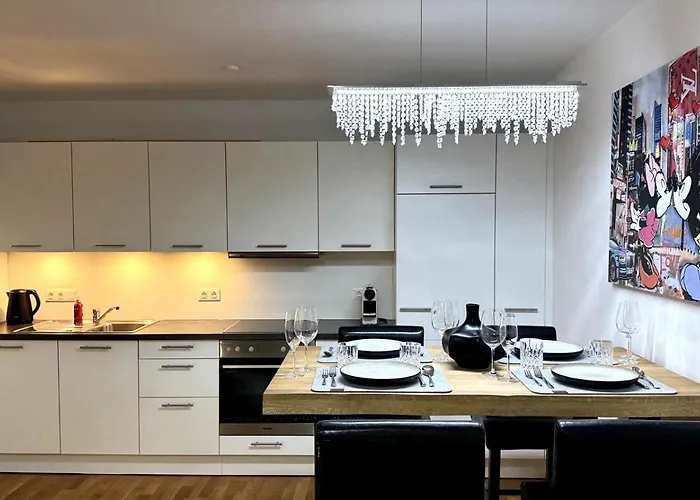 アパート Wohnen Am Fluss Im Donaublick - Garten, Cafe & Wlan, Self-checkin, Parkplatz, Fuer 4 Gaeste *