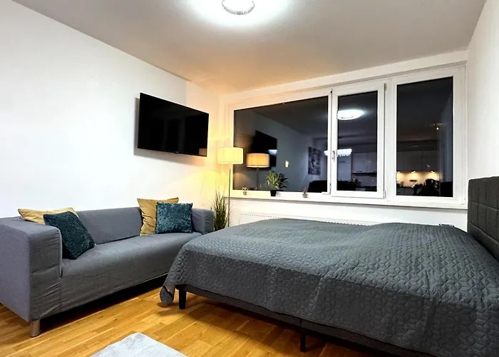 Wohnen Am Fluss Im Donaublick - Garten, Cafe & Wlan, Self-checkin, Parkplatz, Fuer 4 Gaeste شقة *